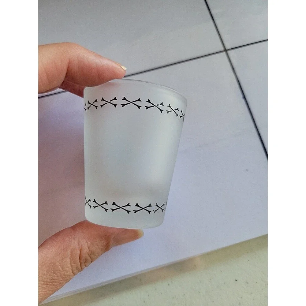 Disney World Pirates of the Caribbean-SHOT GLASS-EUC collectible frosted glass